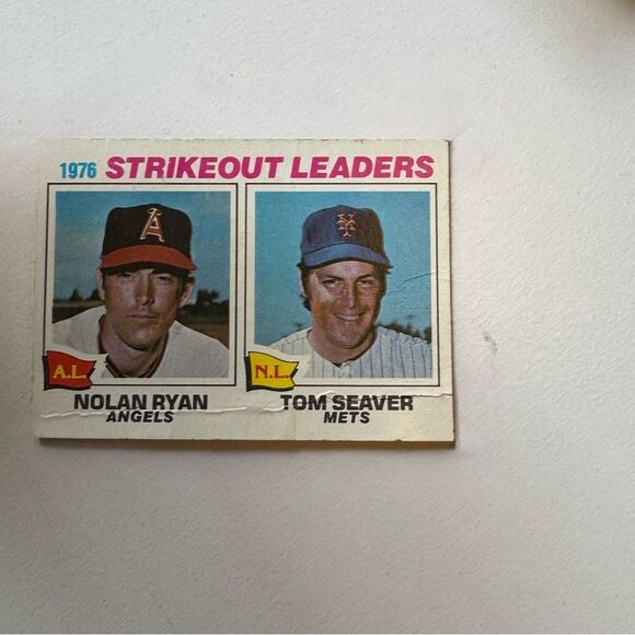 Topps White and Red Trading Cards 1976 strikeout leaders Nolan Ryan/Tom Seaver - Picture 1 of 3